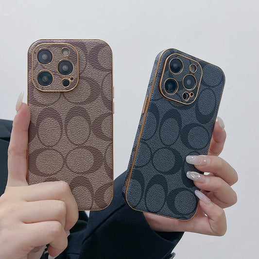 Capa clássica para iPhone em couro com sobrancelha clara -QBK240513