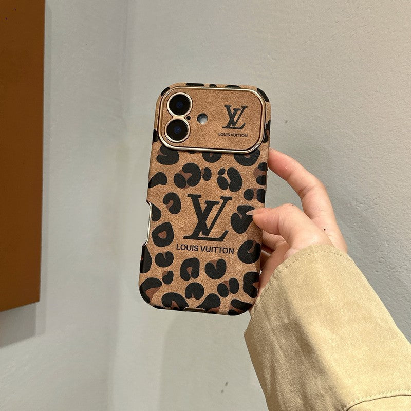 Capa luxuosa de couro marrom para iPhone em cor roxa