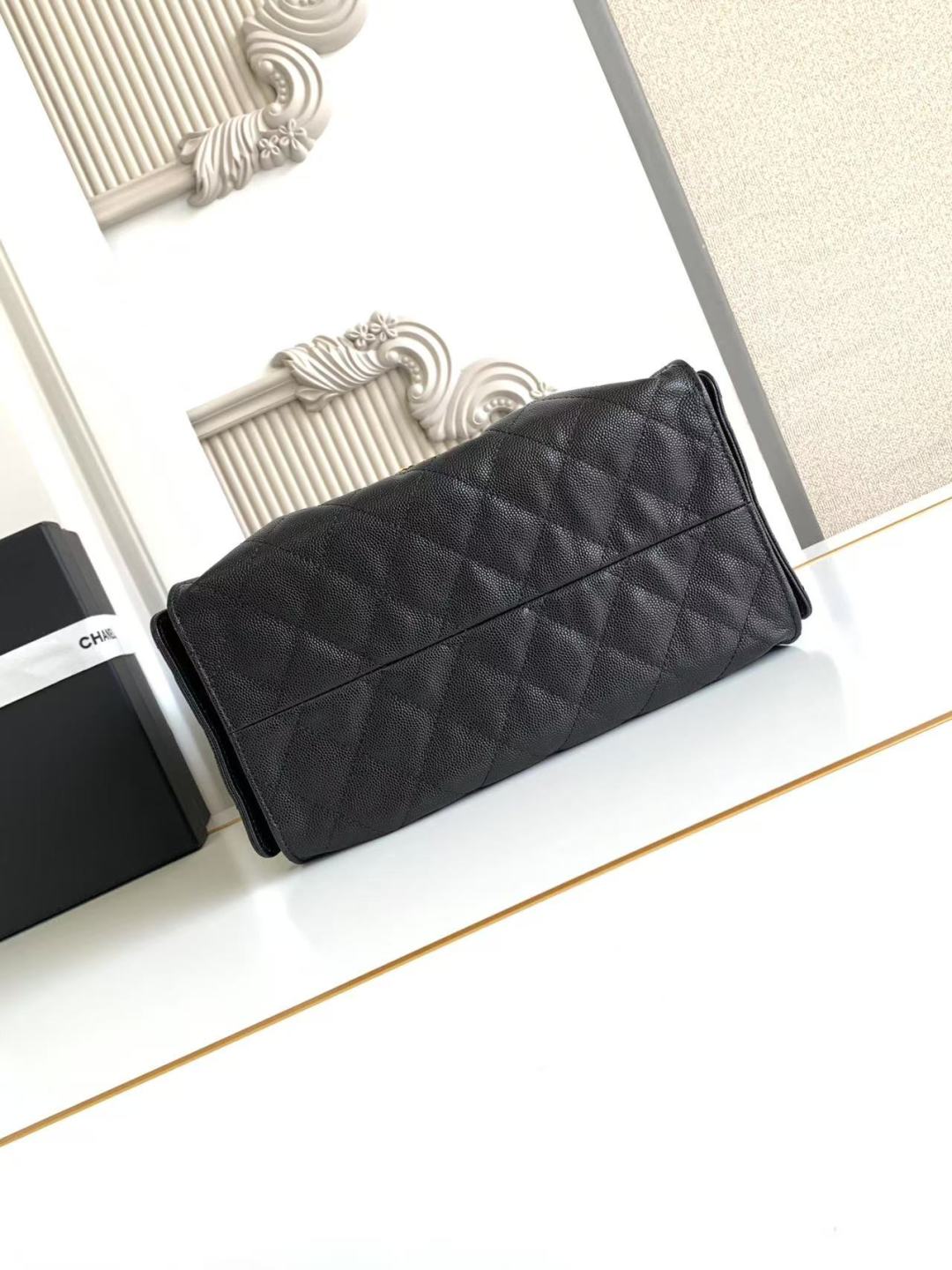 CL 25 Small Handbag Grained Calfskin & Gold-Tone Metal Bag
