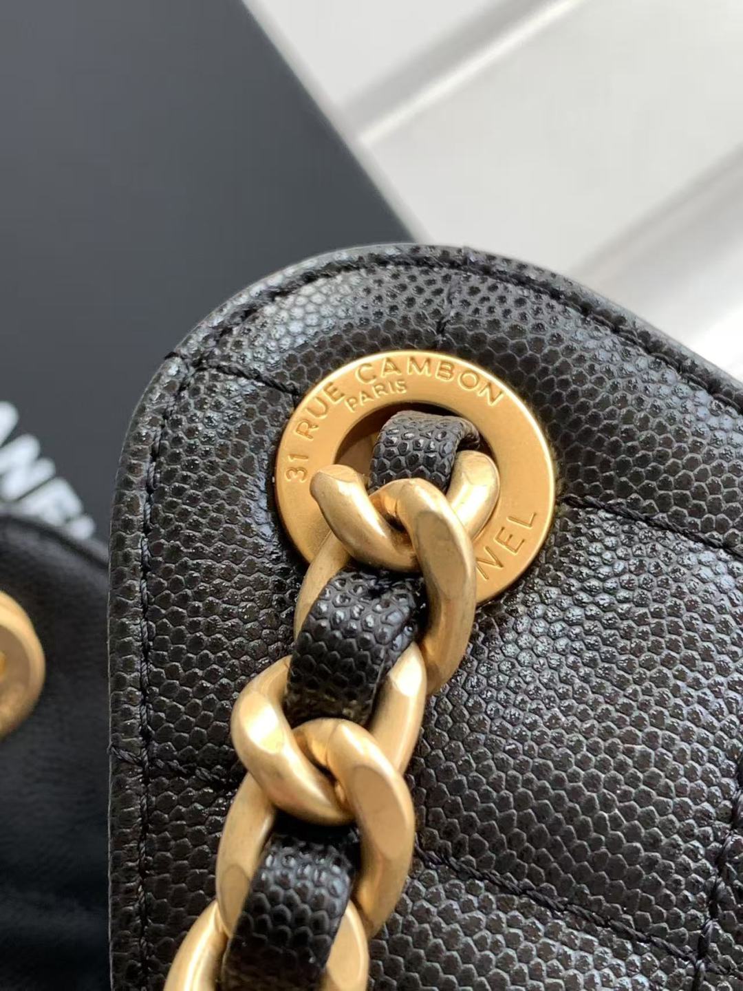CL 25 Small Handbag Grained Calfskin & Gold-Tone Metal Bag