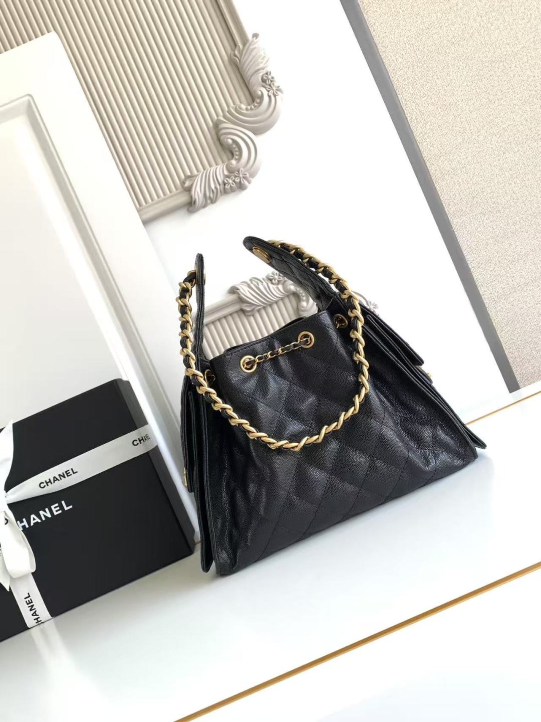 CL 25 Small Handbag Grained Calfskin & Gold-Tone Metal Bag