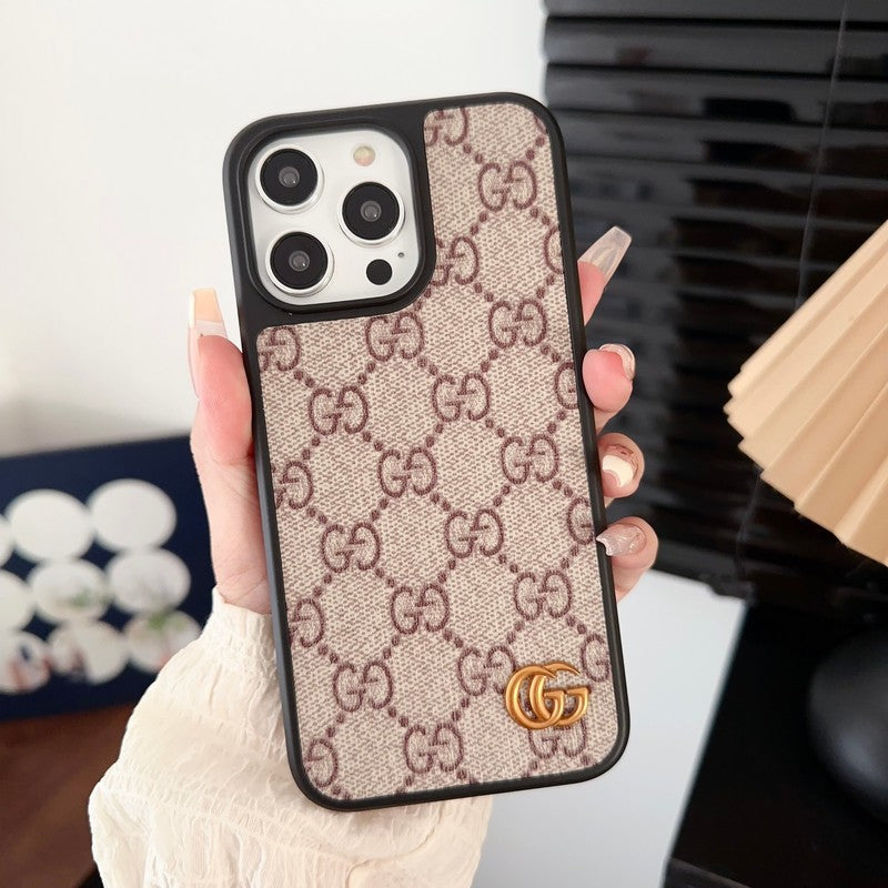 Hochwertige iPhone-Hülle mit Handkette