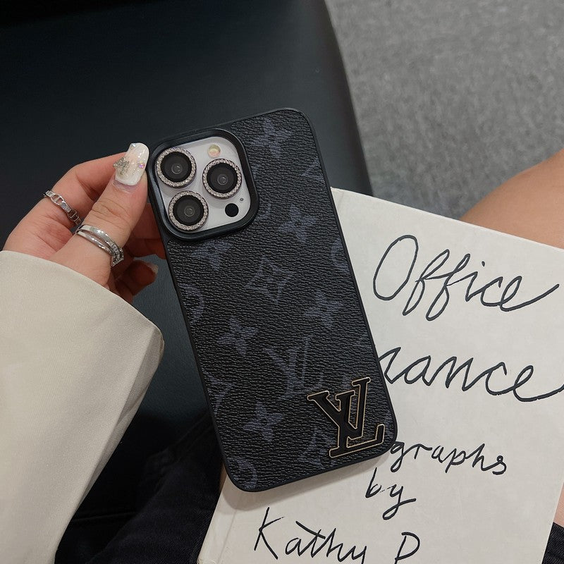 Luxuriöse iPhone-Hülle aus schwarzem Leder mit Logo