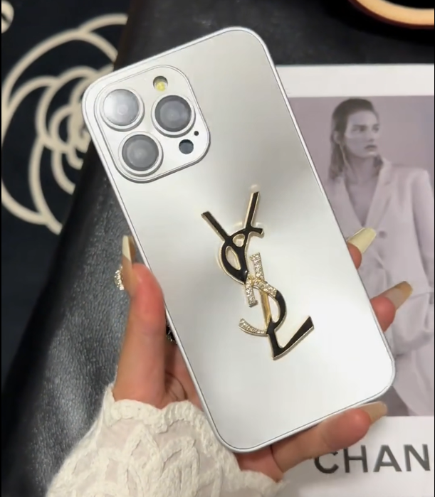 حافظة iPhone أنيقة بشعار Letter Shine x Mono
